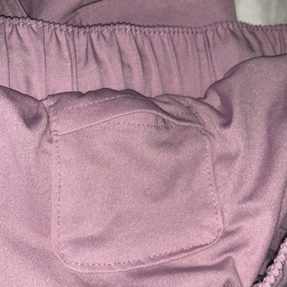 Old Navy Active Womens StretchTech Quick Dry Shorts XXL Lavender - Picture 4 of 10
